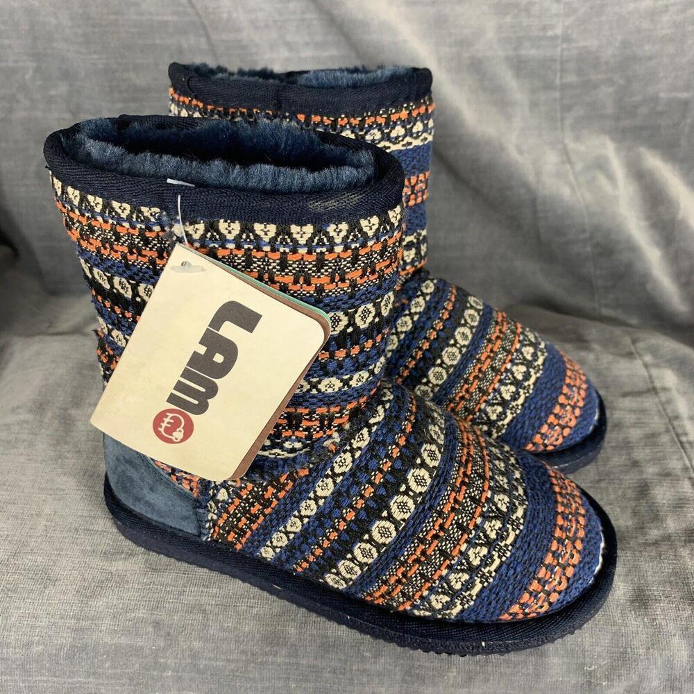 NWT LAMO Girls Size 1 Multicolor Blue Juarez Knit Suede Shearling Style Boot​